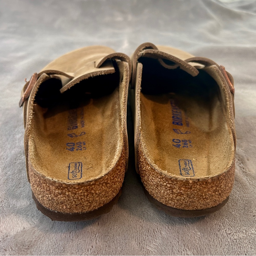 Birkenstock Women’s Suede Boston Clogs - Picture 9 of 10